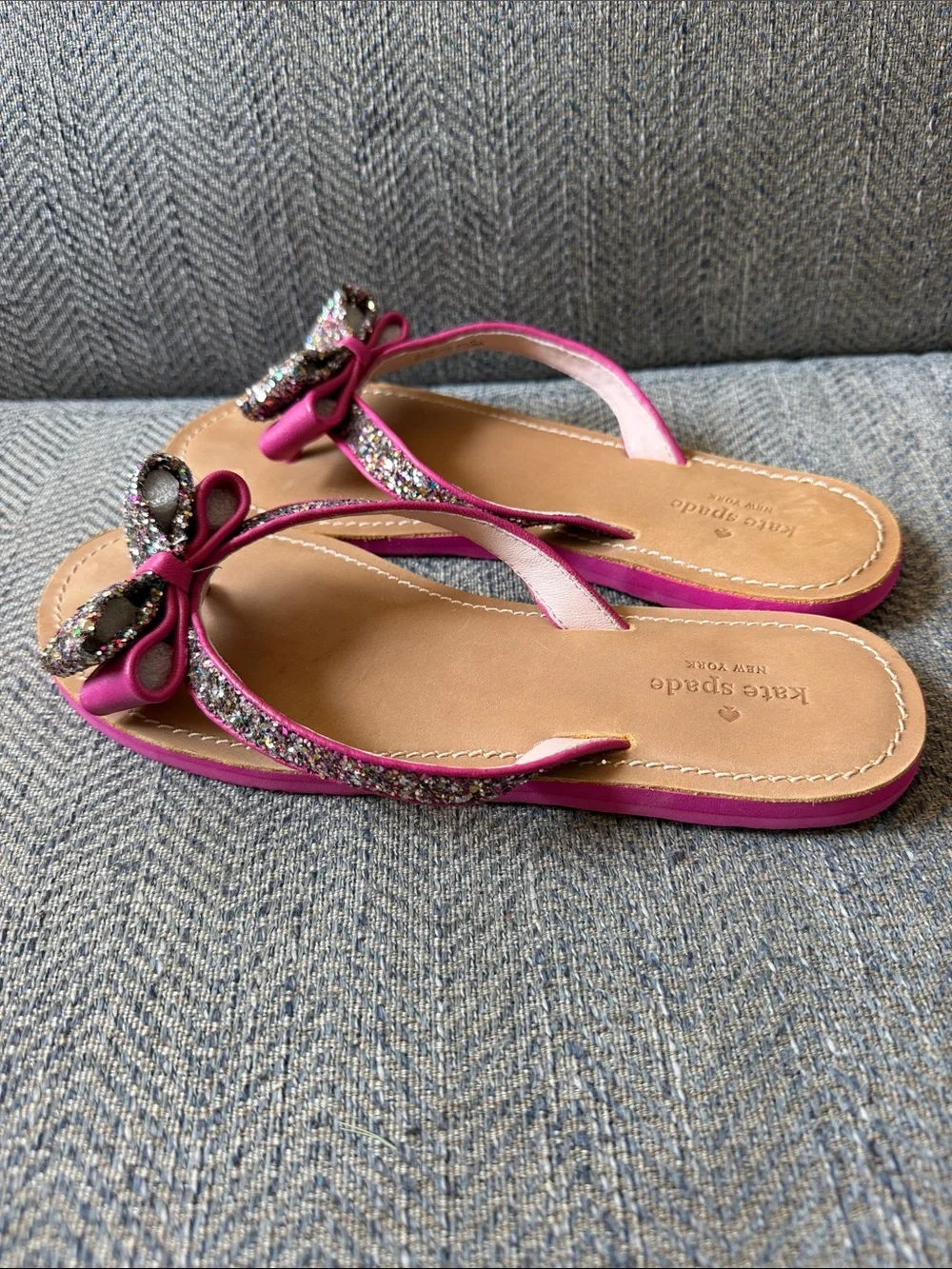 Kate Spade Icarda Glitter Bow Flip Flops Size: 8.5 M